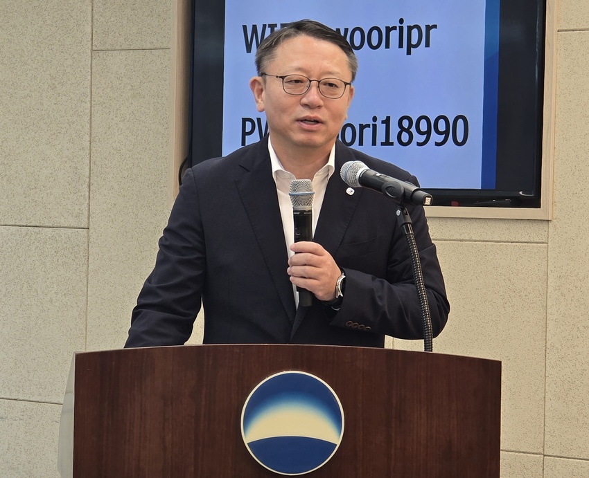 [신년사] 정진완 우리은행장 "고객기반 확대, 전행 최우선 목표"