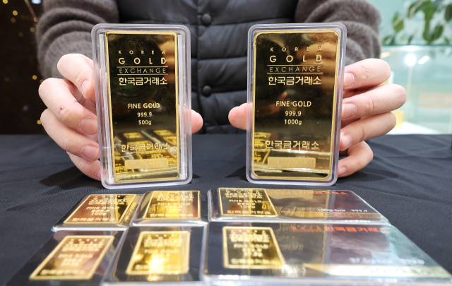 한 돈 100만원 눈앞···'金 투자법칙' 놓치면 내 수익률도 금 간다 [S머니+]