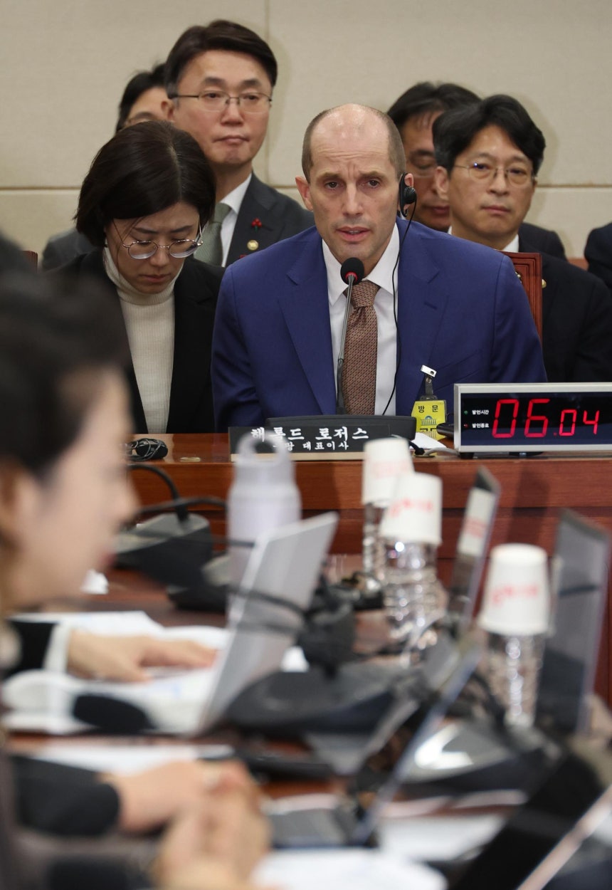 “장난하나” 의원 고성에…쿠팡 대표 “왜 소리 지르는지 모르겠다”