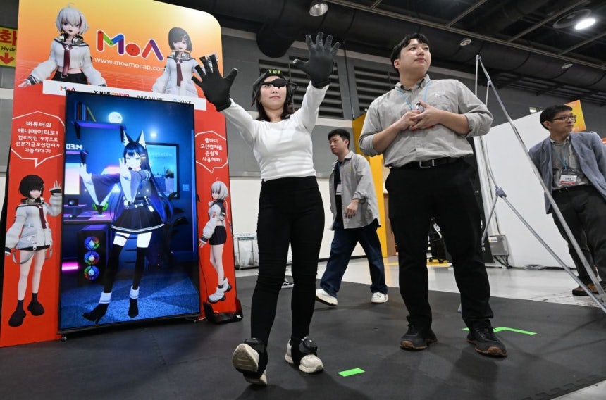 더 사람 같은 ‘버추얼 휴먼’이 온다… 온·오프라인 전방위 활약