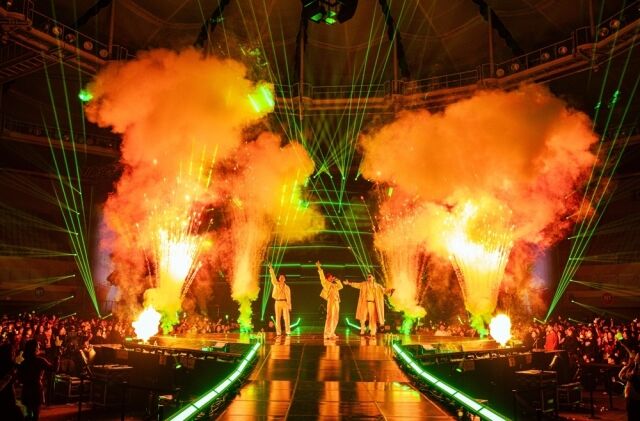 에픽하이, 윤하·다비치·이적·박정현 게스트 출동…연말 콘서트 성료