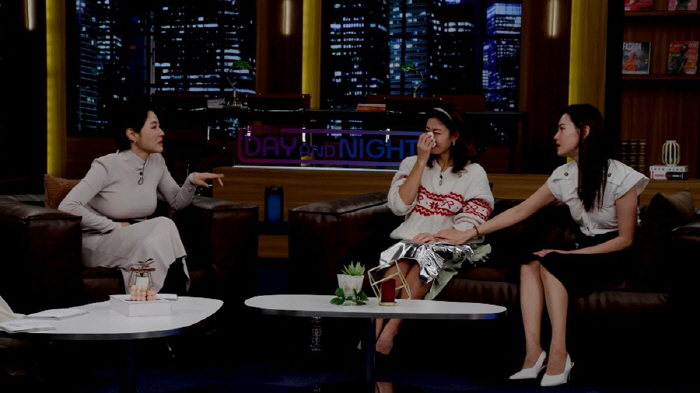 이지현·정가은·김주하, 싱글맘 셋이 모이면…'마라맛' 이혼토크 "왜 자꾸 울려요"(데이앤나잇)