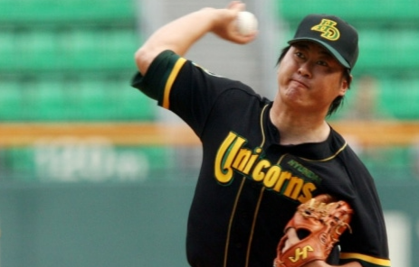 유니콘, 새해 첫날 별 되다…전준호 전 부천고 코치 별세