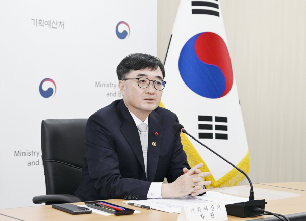 새해 첫날 일자리 등 민생사업에 '역대 최대' 3416억원 집행