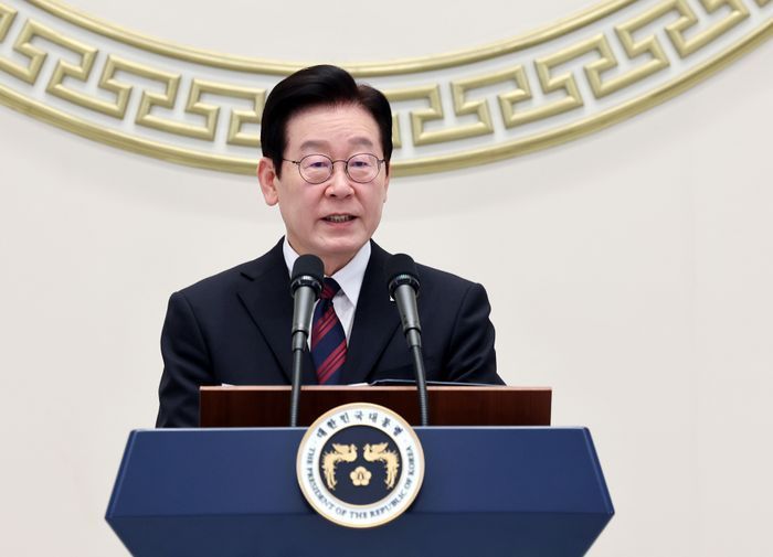 방중 앞둔 李대통령 "하나의 중국 존중…시진핑, 시야 넓은 지도자"